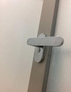 事例紹介|浴室ドアレバー交換|鍵屋カギ丸名古屋本部の画像